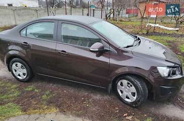 Седан Chevrolet Aveo 2014 в Глобиному