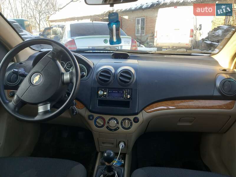 Седан Chevrolet Aveo 2008 в Деражне