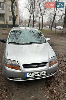 Седан Chevrolet Aveo 2006 в Києві