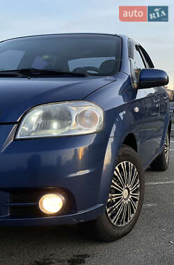 Седан Chevrolet Aveo 2008 в Києві