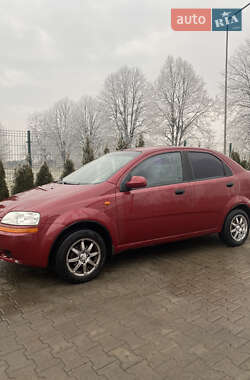 Седан Chevrolet Aveo 2006 в Тячеві