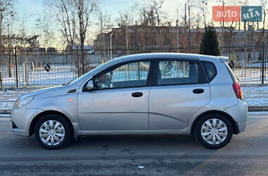 Хэтчбек Chevrolet Aveo 2010 в Киеве