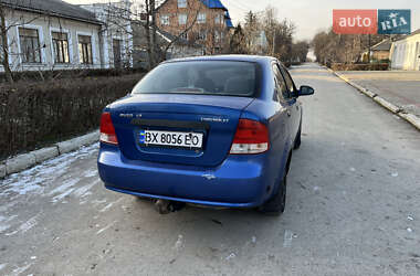 Седан Chevrolet Aveo 2005 в Хотині