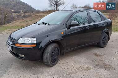 Седан Chevrolet Aveo 2005 в Кривому Розі