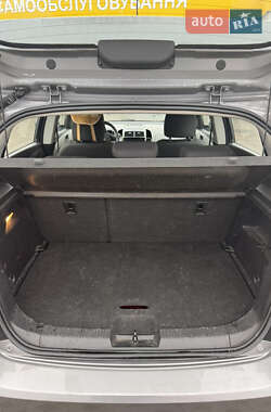Хетчбек Chevrolet Aveo 2012 в 