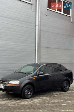 Седан Chevrolet Aveo 2005 в Сумах