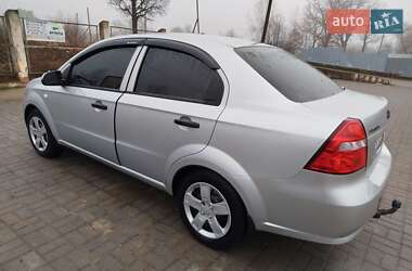 Седан Chevrolet Aveo 2008 в Черновцах