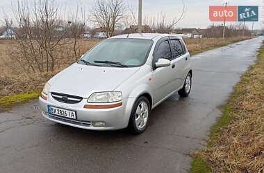 Хетчбек Chevrolet Aveo 2005 в Рівному