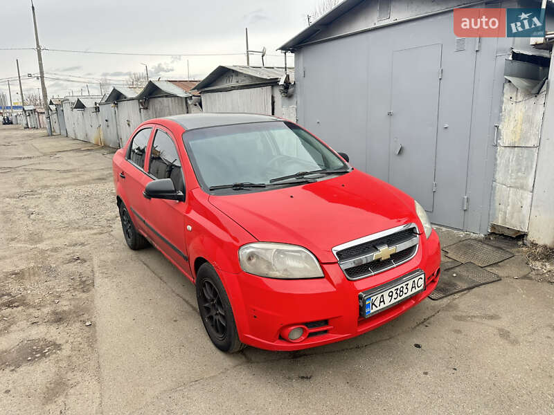 Седан Chevrolet Aveo 2008 в Києві