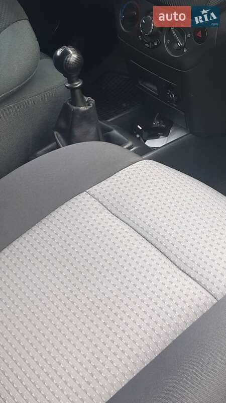 Хэтчбек Chevrolet Aveo 2008 в Ивано-Франковске