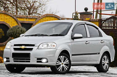 Седан Chevrolet Aveo 2011 в Дніпрі