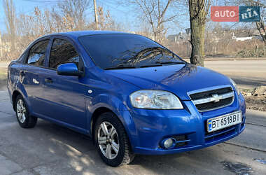 Седан Chevrolet Aveo 2006 в Новом Буге