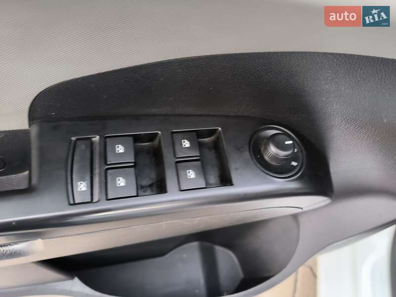 Седан Chevrolet Aveo 2018 в Киеве