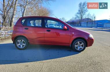 Хэтчбек Chevrolet Aveo 2006 в 