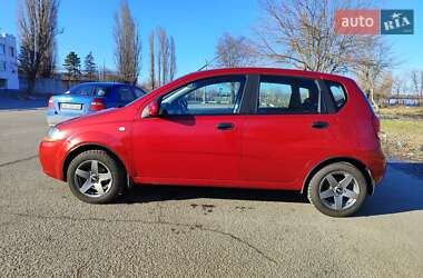 Хэтчбек Chevrolet Aveo 2006 в 