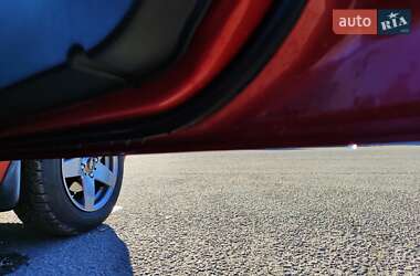 Хэтчбек Chevrolet Aveo 2006 в 