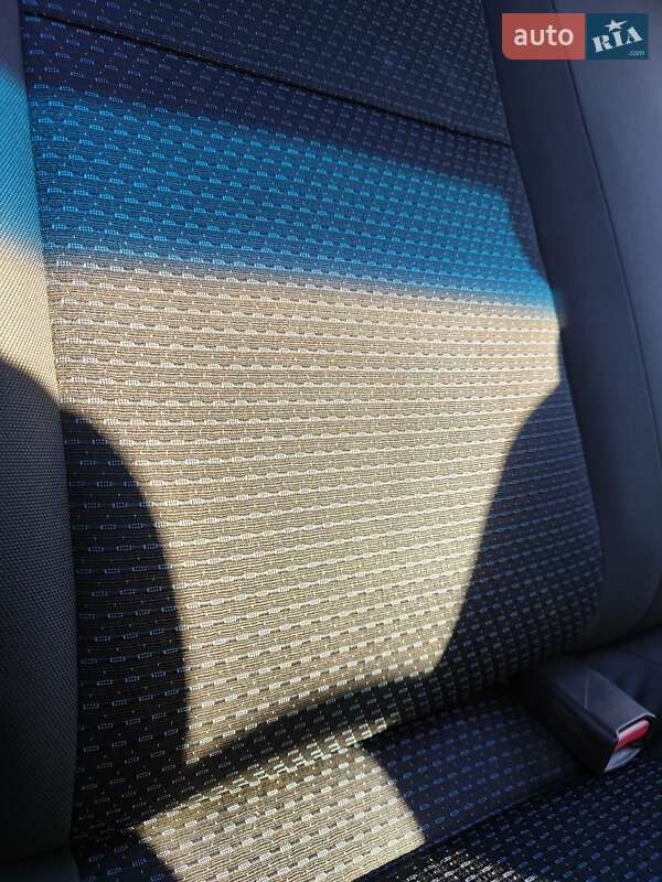 Хетчбек Chevrolet Aveo 2006 в Дніпрі