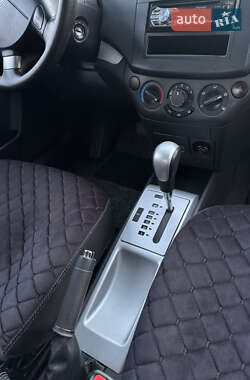 Седан Chevrolet Aveo 2010 в 