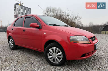 Седан Chevrolet Aveo 2005 в Киеве