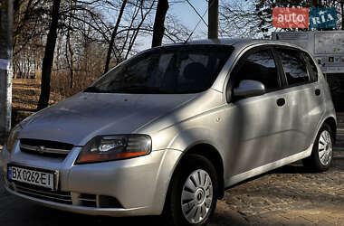 Хэтчбек Chevrolet Aveo 2006 в 