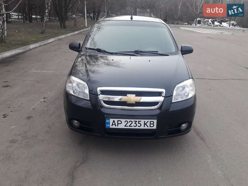 Седан Chevrolet Aveo 2011 в Запоріжжі