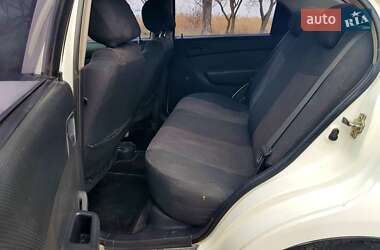 Седан Chevrolet Aveo 2008 в Николаеве