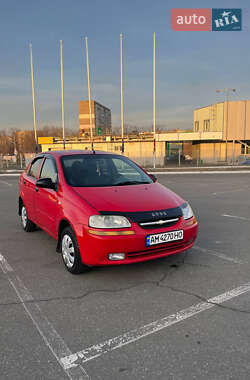 Седан Chevrolet Aveo 2005 в Киеве