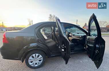 Седан Chevrolet Aveo 2009 в Черкасах