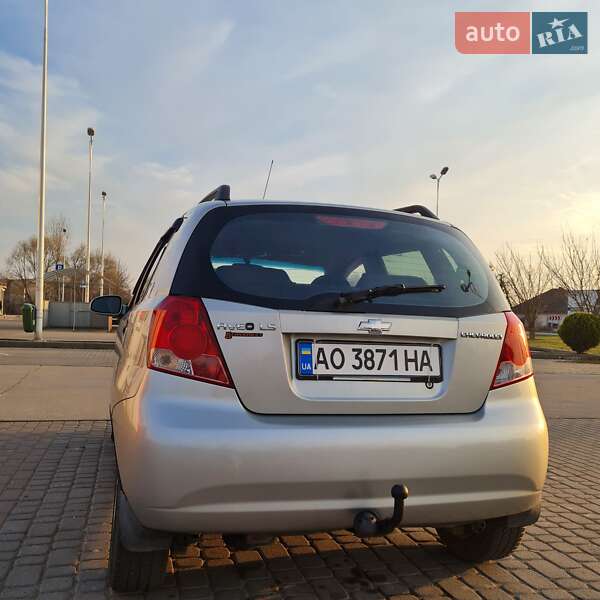 Хетчбек Chevrolet Aveo 2005 в Береговому