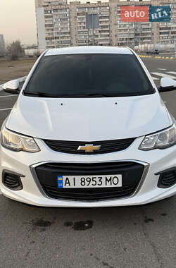 Седан Chevrolet Aveo 2017 в Києві