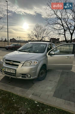 Седан Chevrolet Aveo 2008 в Дніпрі