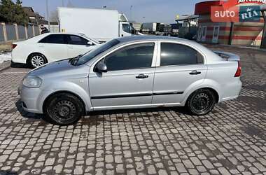 Седан Chevrolet Aveo 2006 в Дніпрі