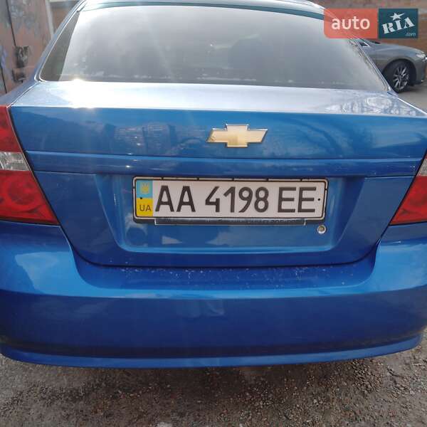 Седан Chevrolet Aveo 2007 в Киеве