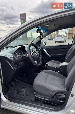 Седан Chevrolet Aveo 2008 в 