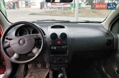 Седан Chevrolet Aveo 2005 в 