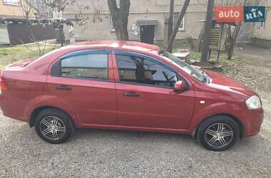 Седан Chevrolet Aveo 2010 в Запоріжжі