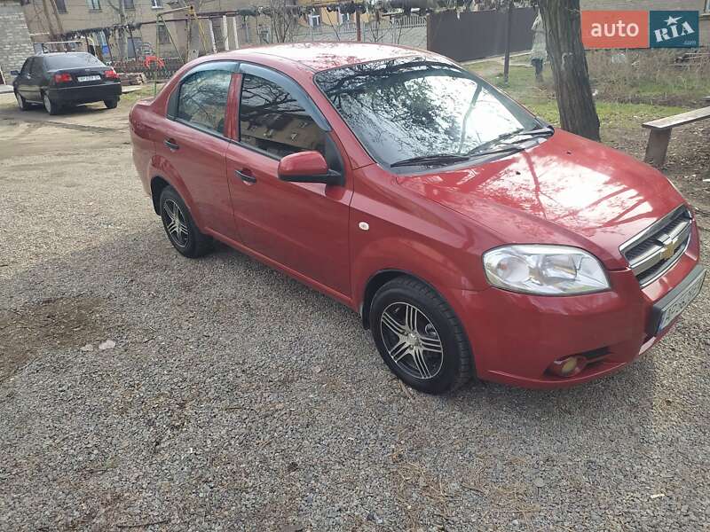 Седан Chevrolet Aveo 2010 в Запоріжжі