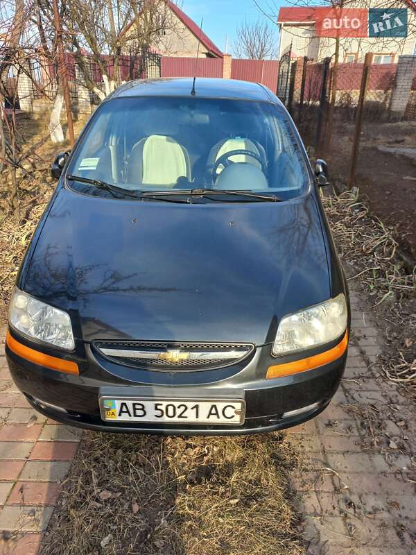 Седан Chevrolet Aveo 2005 в Липовце