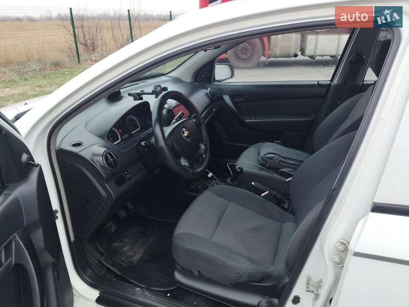 Седан Chevrolet Aveo 2009 в Новомосковске