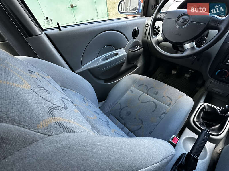 Седан Chevrolet Aveo 2005 в Киеве фото 25 Седан Chevrolet Aveo 2005 в Киеве