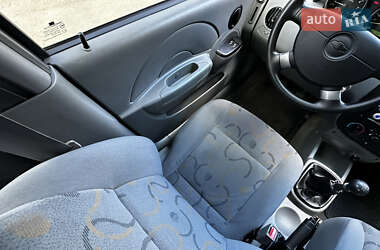 Седан Chevrolet Aveo 2005 в 