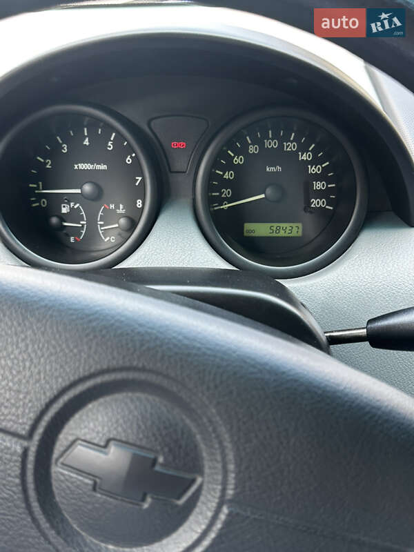 Седан Chevrolet Aveo 2005 в Киеве фото 33 Седан Chevrolet Aveo 2005 в Киеве