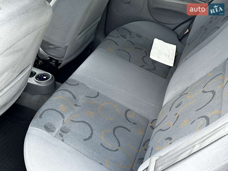 Седан Chevrolet Aveo 2005 в Киеве фото 41 Седан Chevrolet Aveo 2005 в Киеве