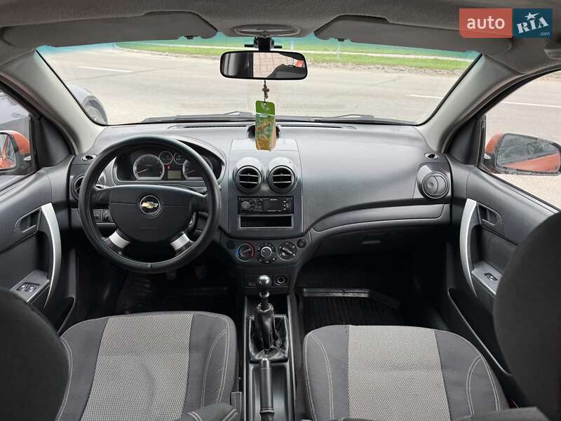 Седан Chevrolet Aveo 2006 в Кременчуці