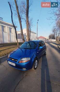 Хэтчбек Chevrolet Aveo 2006 в 