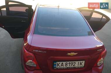 Седан Chevrolet Aveo 2014 в 