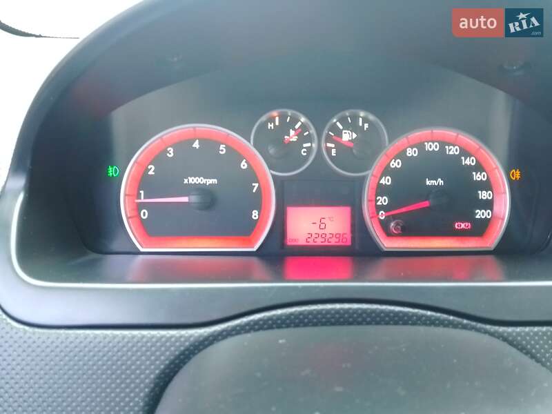 Седан Chevrolet Aveo 2010 в Полтаве