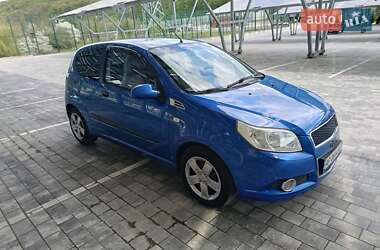 Хэтчбек Chevrolet Aveo 2008 в 