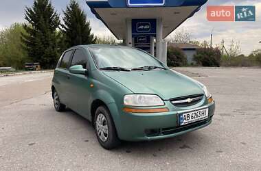 Хэтчбек Chevrolet Aveo 2005 в 