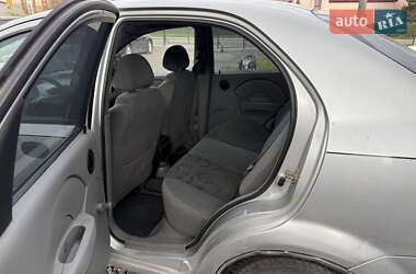 Седан Chevrolet Aveo 2005 в 